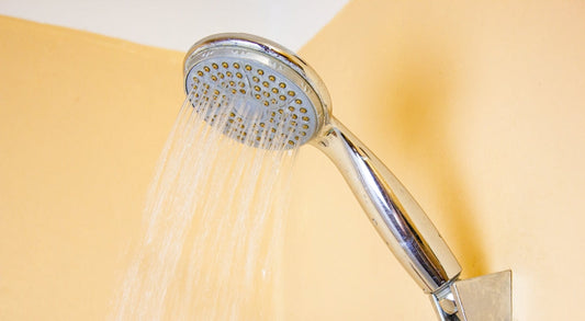 【美容師監修】目的別シャワーヘッドの選び方や交換方法など徹底解説